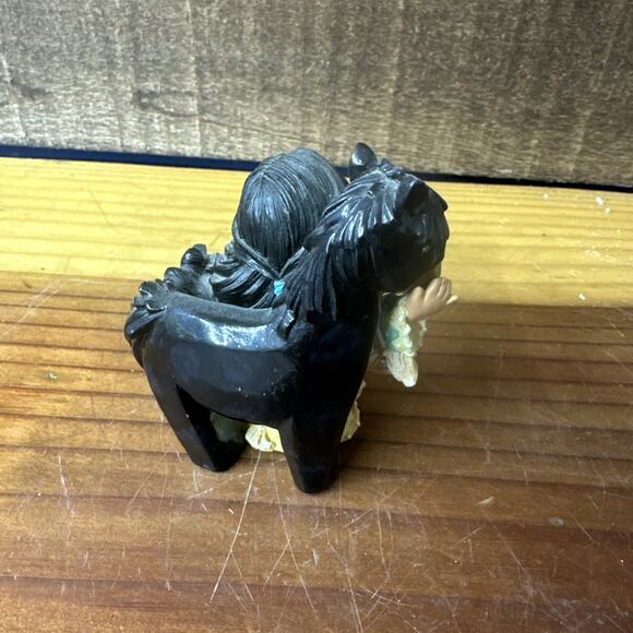 Friends Of The Feather - "She Who Reins Power" - Enesco 1996 Black Horse - Picture 3 of 5